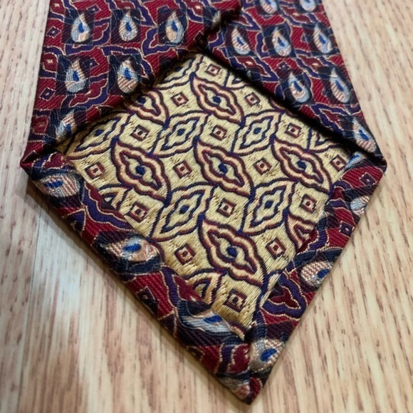 Robert Talbott “Seven Fold” Hand Made Silk Tie - Picture 3 of 8
